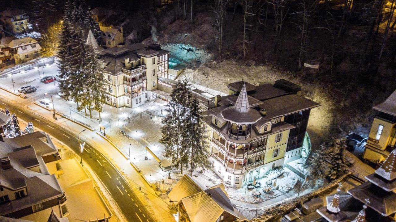 Hotel Pacsirta Sovata Exterior foto